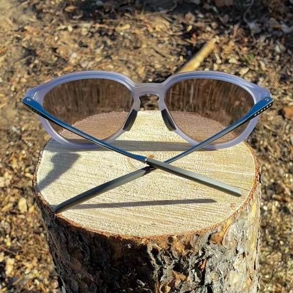 Oakley - Women’s Sielo Prizm Sunglasses - Picture 5 of 9